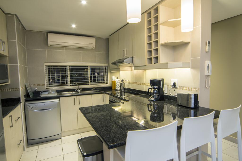 14 The Shades - By Stay In Umhlanga Durban Habitación foto